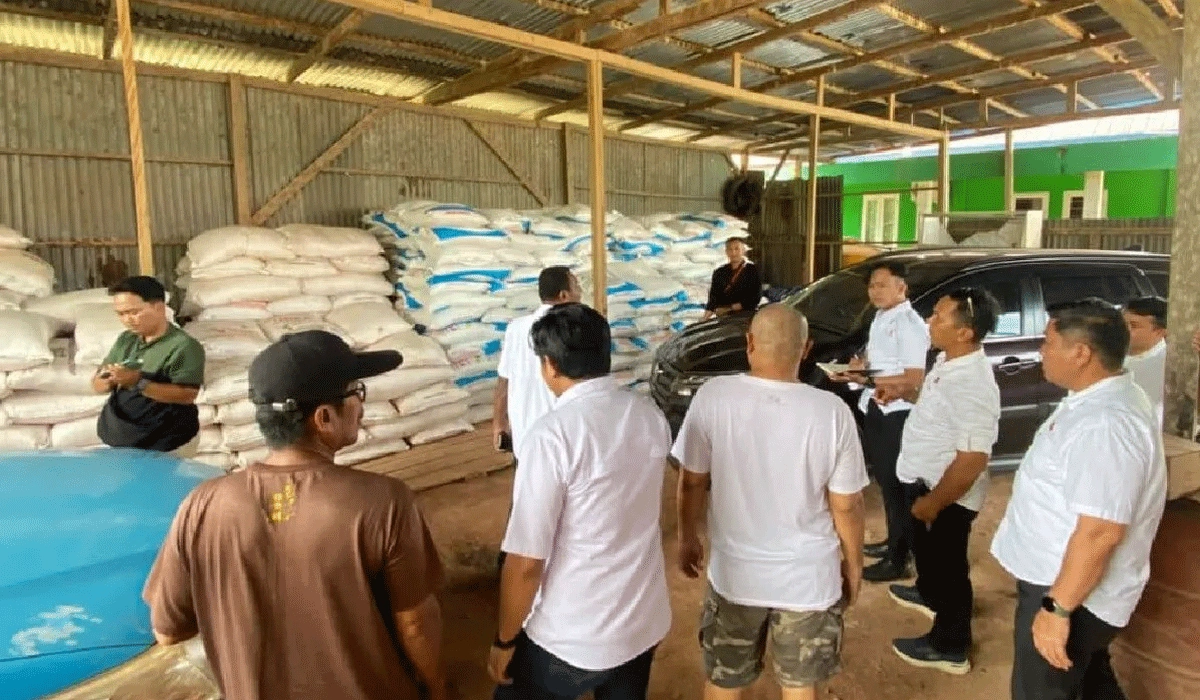 Polda-Papua-Awasi-Distribusi-Pupuk-Bersubsidi-di-Merauke