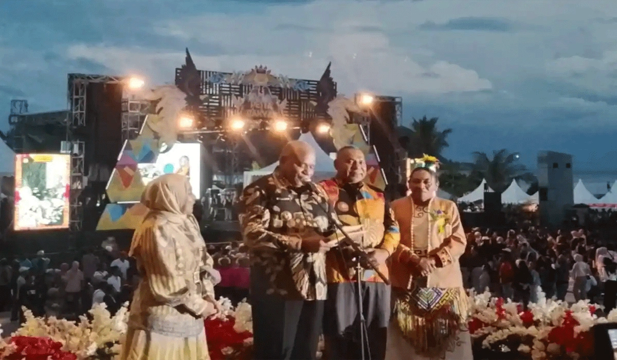 Mathius Fakhiri, Papua Bukan Beban, Melainkan Berkah Untuk Indonesia