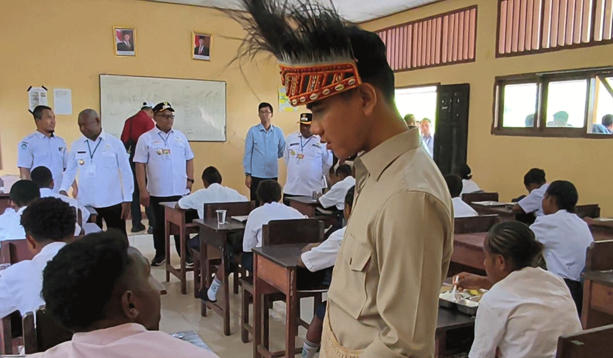 Wakil Presiden RI Gibran, Tergerak Membantu Siswa SMP Papua